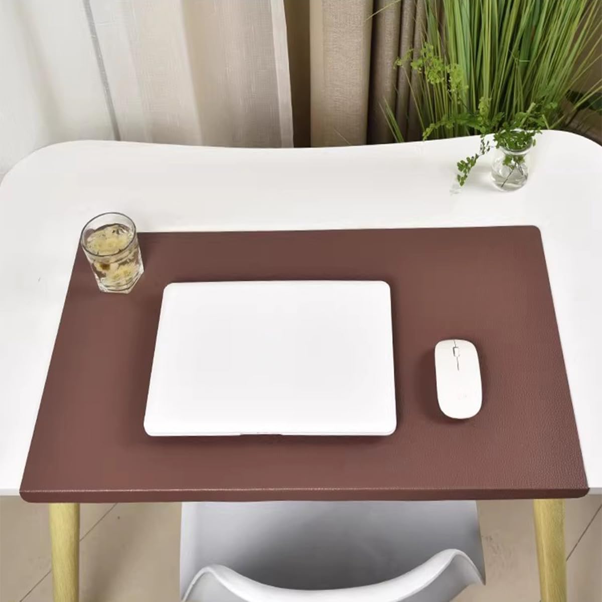 Sous-main de bureau antidérapant en cuir avec protection des bords, imperméable, grand sous-main de bureau étendu pour ordinateur portable, tapis d'écriture lisse pour travail/étude (bleu ciel, 100 x