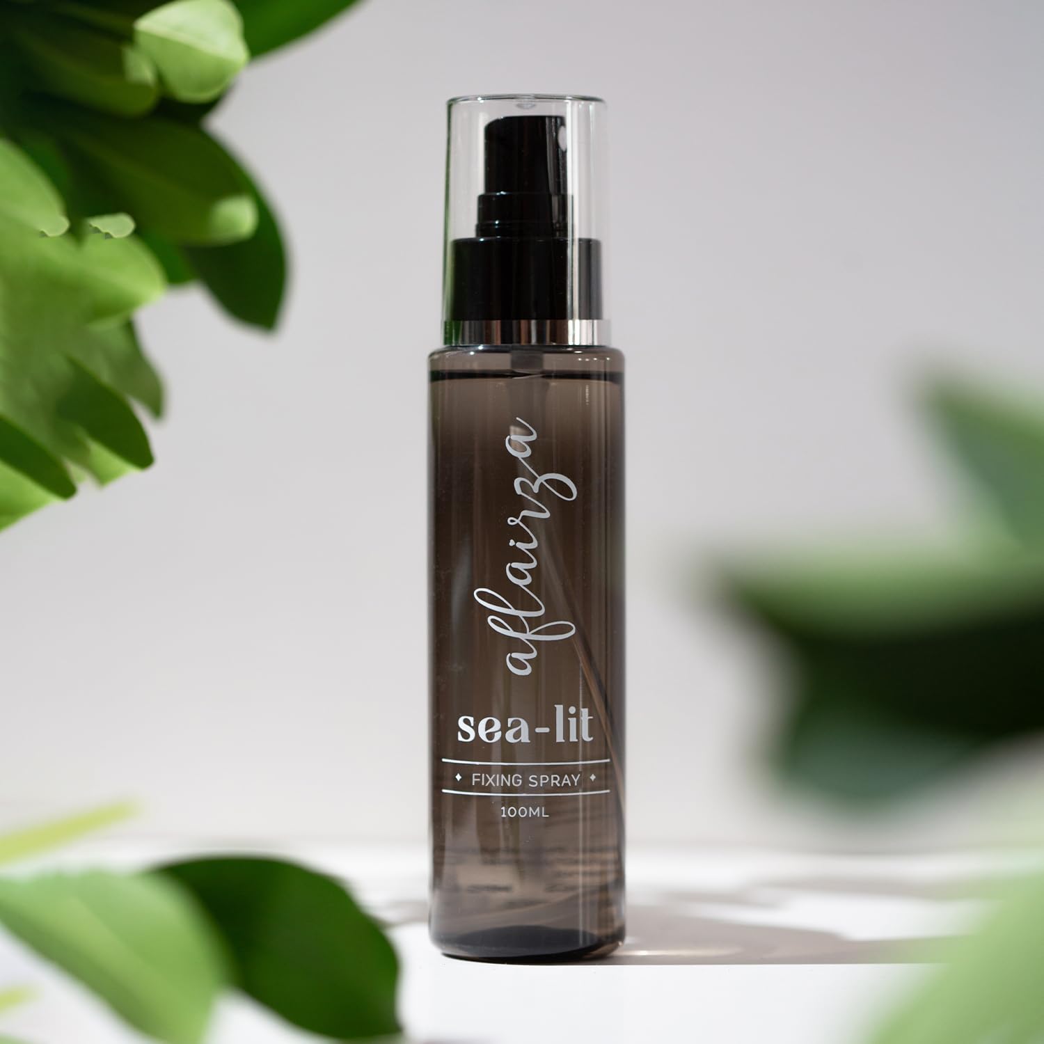 Aflairza Makeup Sealer Sea-lit Mist Spray Long Lasting, Transfer Proof, Lightweight Sealer to Seals the Makeup for all Skin Types Professional Smudging, Fading, and Melting Control Face 100 ml