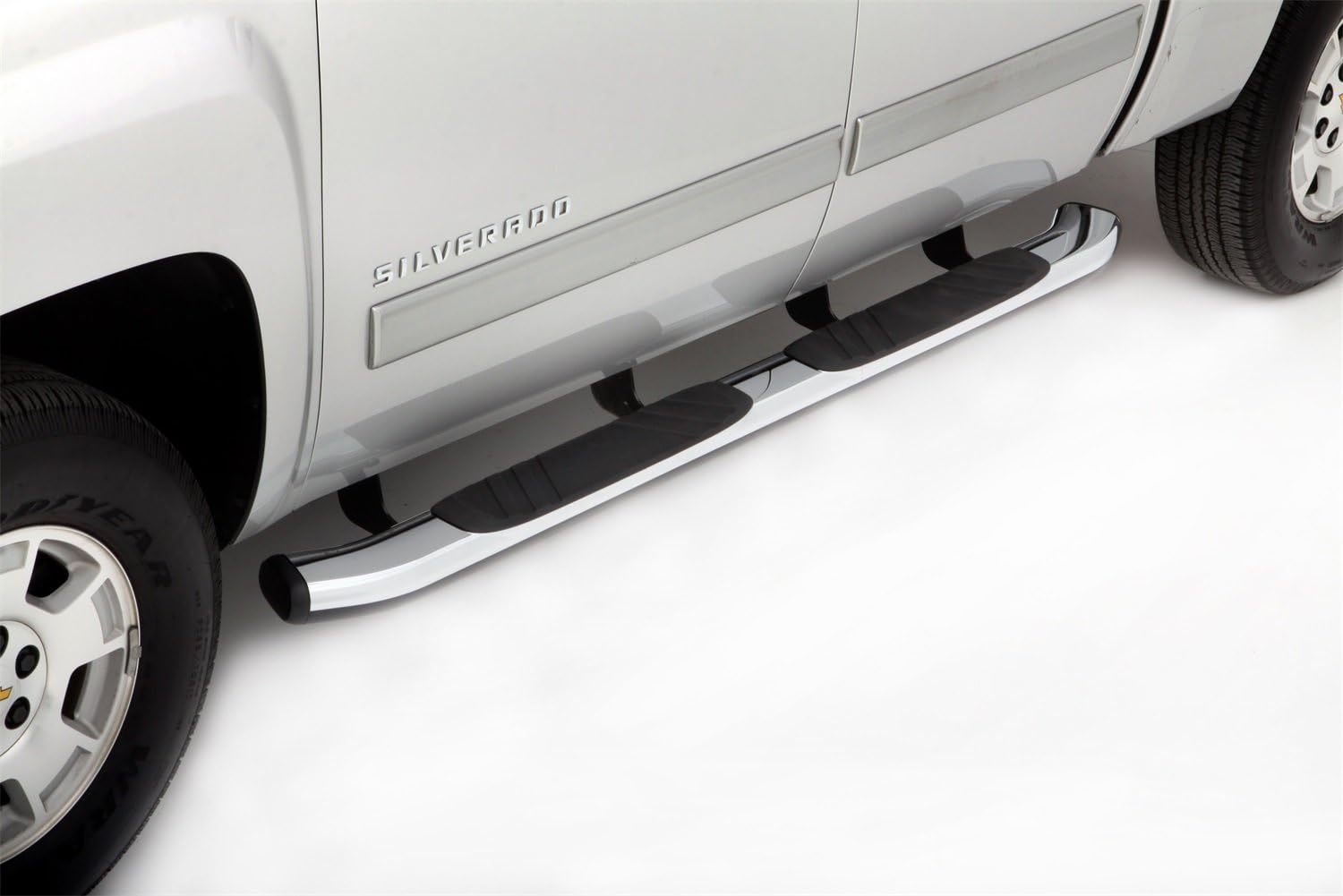 Lund 22858768 Chrome 5" Oval Bent Nerf Bars for 2007-2018 Silverado/Sierra 1500, 2500HD, 3500HD Crew Cab (Excluding 2011-2018 Diesels)