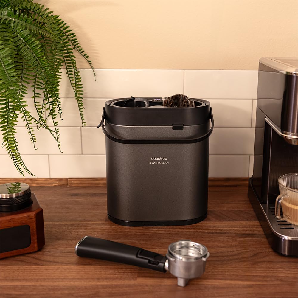 Cecotec Elektryczny uchwyt filtrujący do kawy Bean & Clean Pro. Akcesoria do kawy, w zestawie 2 skrobaki i 1 głowicę czyszczącą, prędkość obrotowa 300/min, kompatybilny uchwyt filtra 58 mm