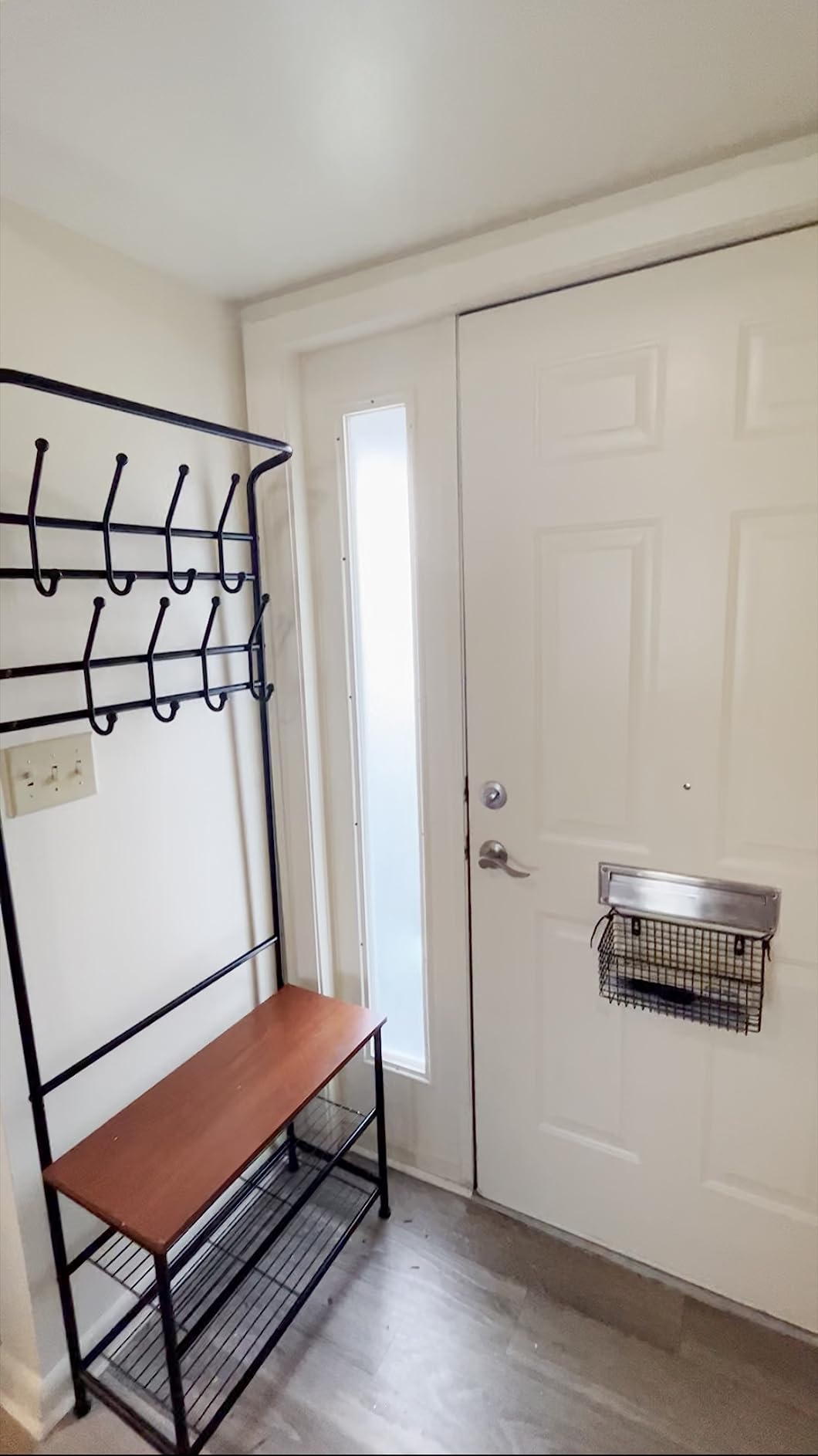 9/mo Finance HoneyCanDo Entryway Storage Valet, 25.75" L x 12.25