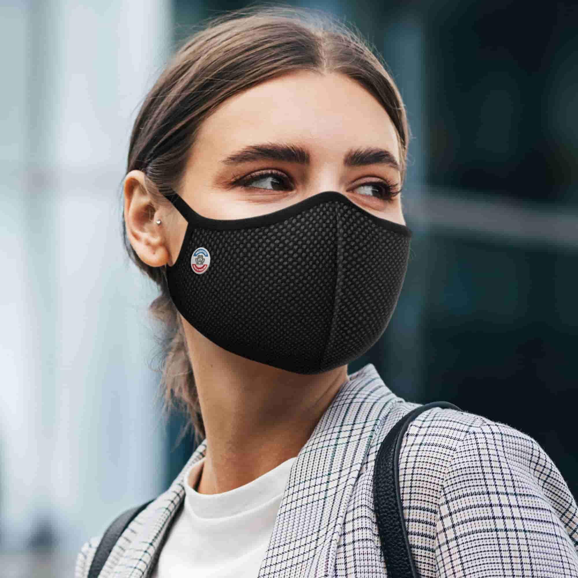 FROGMASK Atemschutzmaske gegen Luftverschmutzung & Polle – für Radfahren & Motorrad – waschbar & wiederverwendbar – Schwarz & Weiß – Größe M – inkl. 1 FFP2-Filter