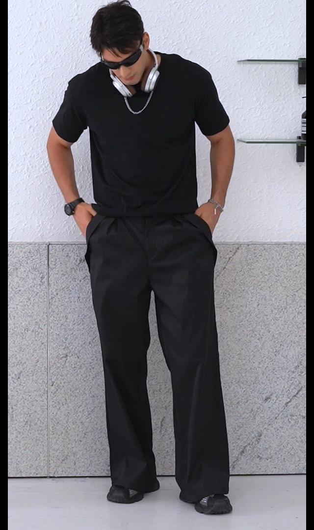 OYOANGLE Men's Baggy Wide Leg Pants Zipper Fly Pleated Work Casual