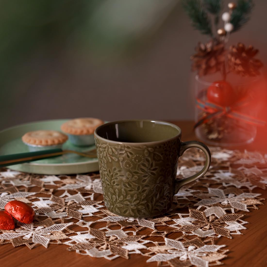 Narumi 41790-6397 Anna Emilia Mug, 11.8 fl oz (350 cc), Forest Green, Floral, Cute, Relief, Large, Microwave, Oven, Dishwasher Safe, Made in Japan, Gift Box Included