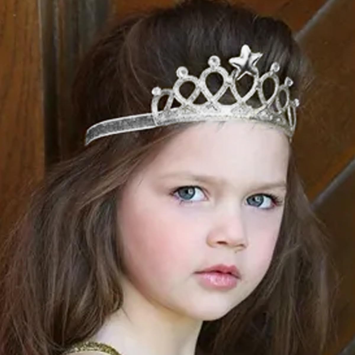 Coroa Tiara Princesa Infantil Daminha de Casamento Festas em promoção! Veja a oferta e mais achadinhos de Laços & Tiaras Infantis 4 Hoje é o melhor dia para comprar Coroa Tiara Princesa Infantil Daminha de Casamento Festas com aquele preço maroto! Promoção! Aproveite a oferta! 4