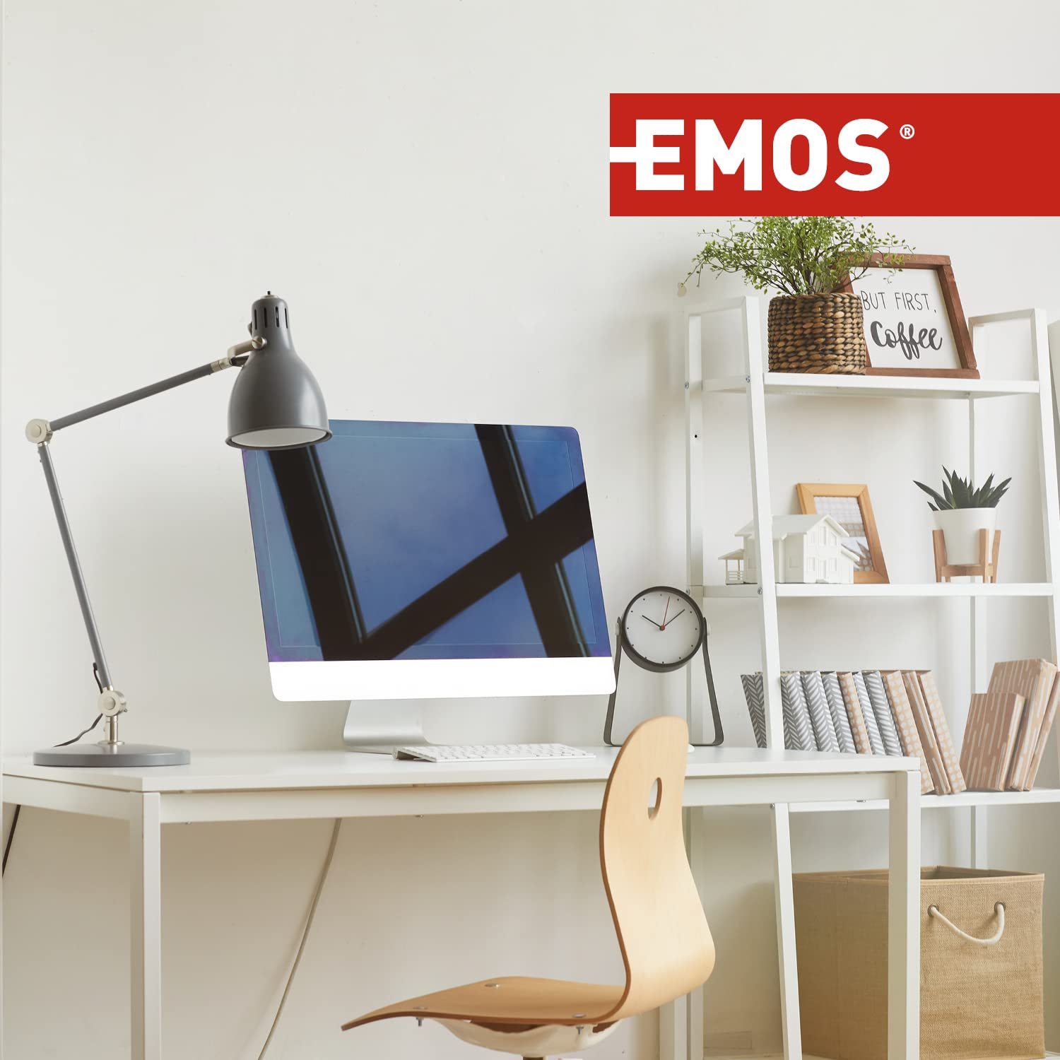 EMOS Przewód zasilający Euro 5 m, kabel sieciowy, kabel połączeniowy do urządzeń gospodarstwa domowego z wtyczką euro, 2 x 0,75 mm, H03VVH2-F, kabel z tworzywa sztucznego, biały