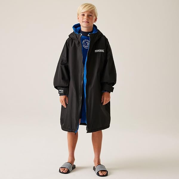 Regatta Kids Oversized Waterproof Changing Robe - 2