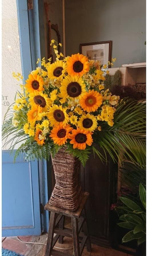 お待たせ Maison Fleurie 二子玉川本店 スタンド花 ひまわり アレンジメント ギフト 花 バスケットスタンド 開店祝 お届け 御祝 お誕生日 Cmdb Md