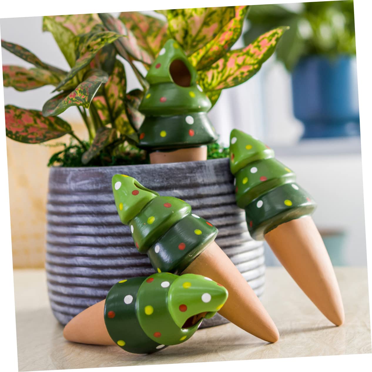 Yardwe 2 Ensembles Pointe D'arrosage Automatique Globes D'arrosage Usine Arrosoir Plantes D'intérieur Boules D'arrosage pour Plantes D'intérieur Système Green Argile Rouge 4 Pièces * 2
