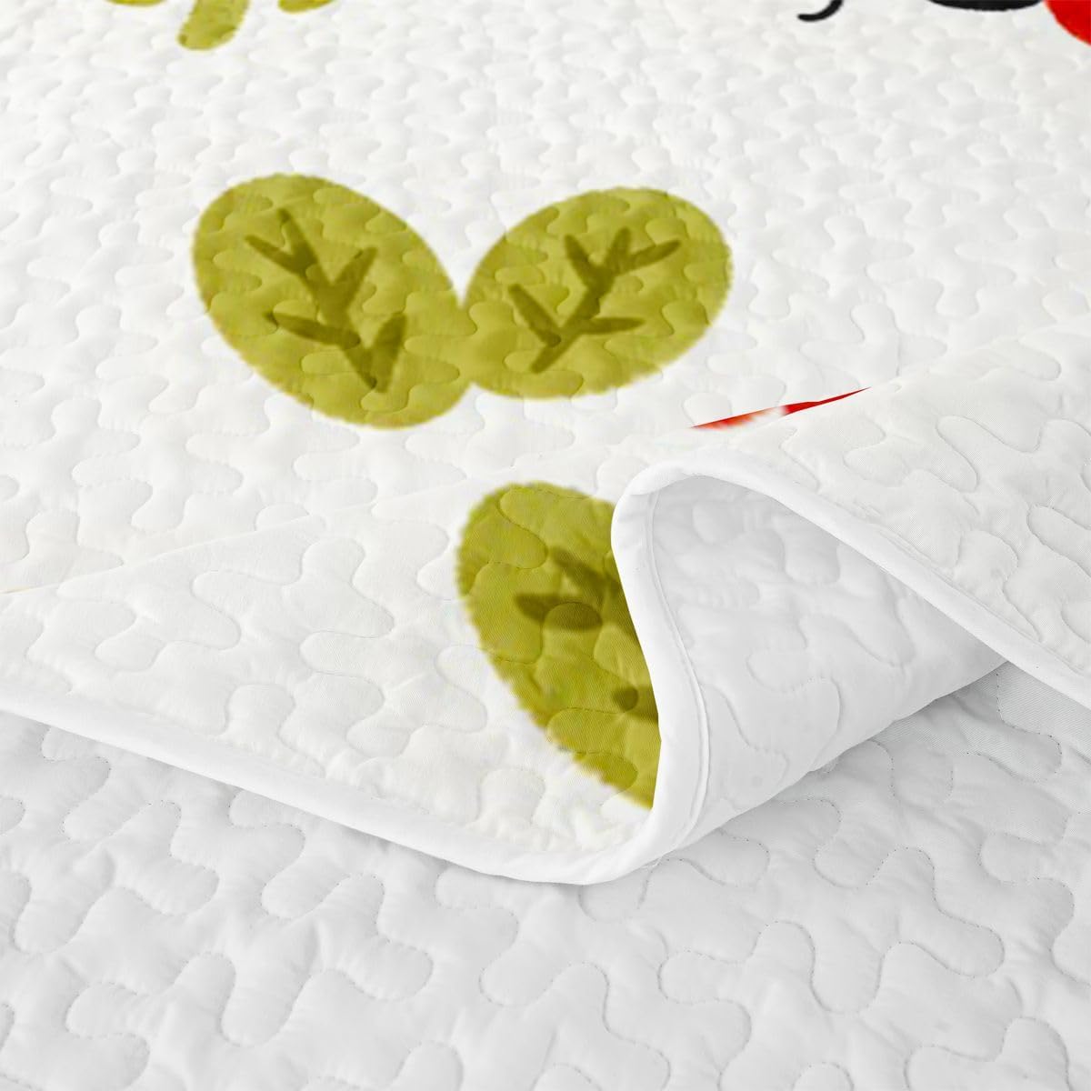 Castle Fairy Cute Ladybug Quilt Bedding Set,Kawaii Beetles Floral Full Size,Playful Whimsical Quilt Sets for Boys Girls,Red Green 3Pcs with 2 Pillow Shams