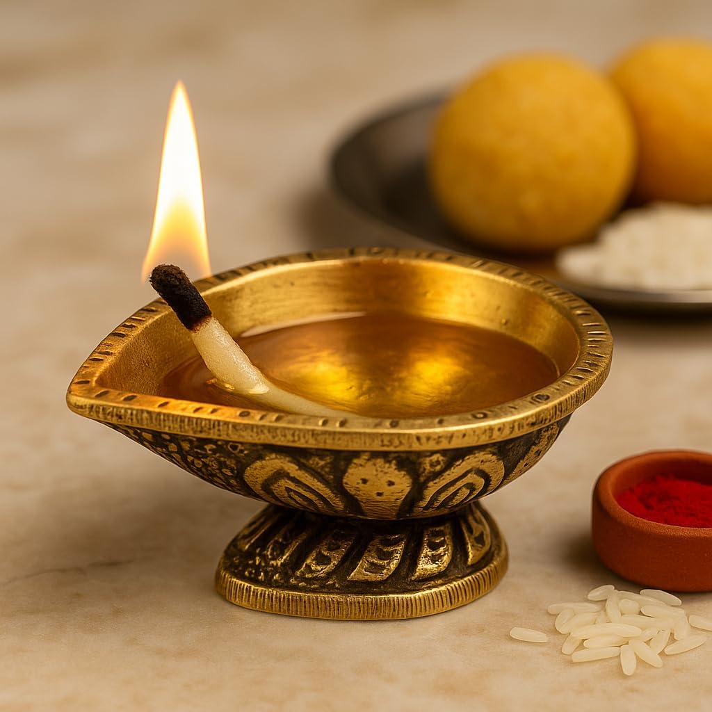 Indian-Shelf 3 Piece Brass Golden Oil lamp Kutthu Vilakku Diya Deepawali Indian Gift Item Traditional Panchmahal Pooja Deepam Jyoti Lighting in Bedroom & Mandir