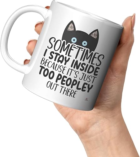 Miniatura 9 de ODDITEES Taza de café con texto en inglés Sometimes I Stay Inside Because It's Just Too Peopley Out There, color blanco