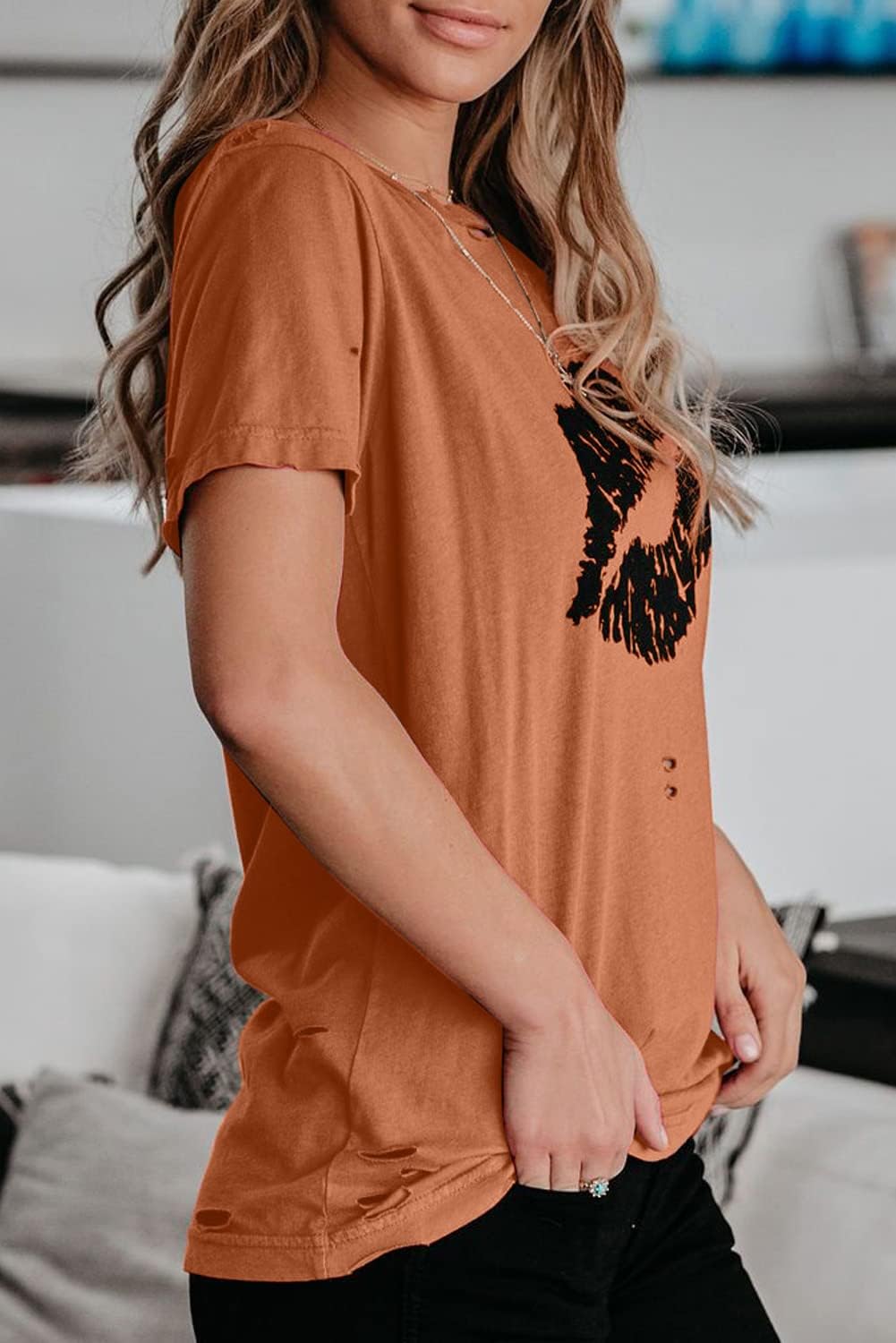 Uusollecy Graphic Tees for Women Summer Crewneck Tshirts Short Sleeve Tee Shirts Casual Loose Fit Ins Style Printed Tops Orange Large - Image 3