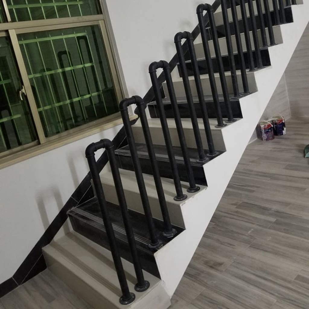 Main courante en fer forgé en U pour 1 marche d'escalier extérieur