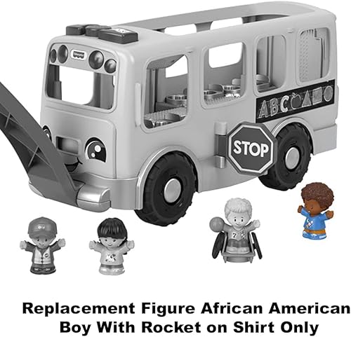 Miniatura 6 de Pieza de repuesto para Little People Big Yellow Schoolbus Playset - GLT75  Figura de repuesto  Niño afroamericano con cohete en la camisa