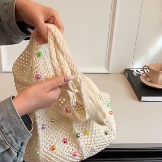 Bolso de hombro boho tejido a crochet con cuentas de colores miniatura 7