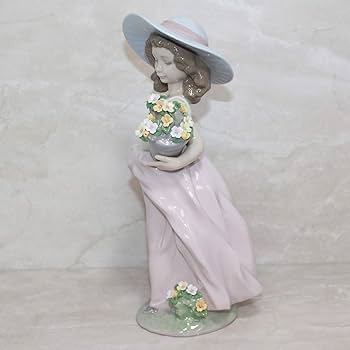 Amazon.com: Lladro Figurine, 7676 A Wish Come True : Home & Kitchen Amazon.com: Lladro Figurine, 7676 A Wish Come True : Home & Kitchen