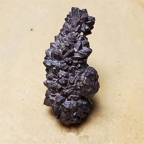 JUIYU Pedra de cristal pedra de profecia preta natural flocos de neve forma espécimes minerais prese