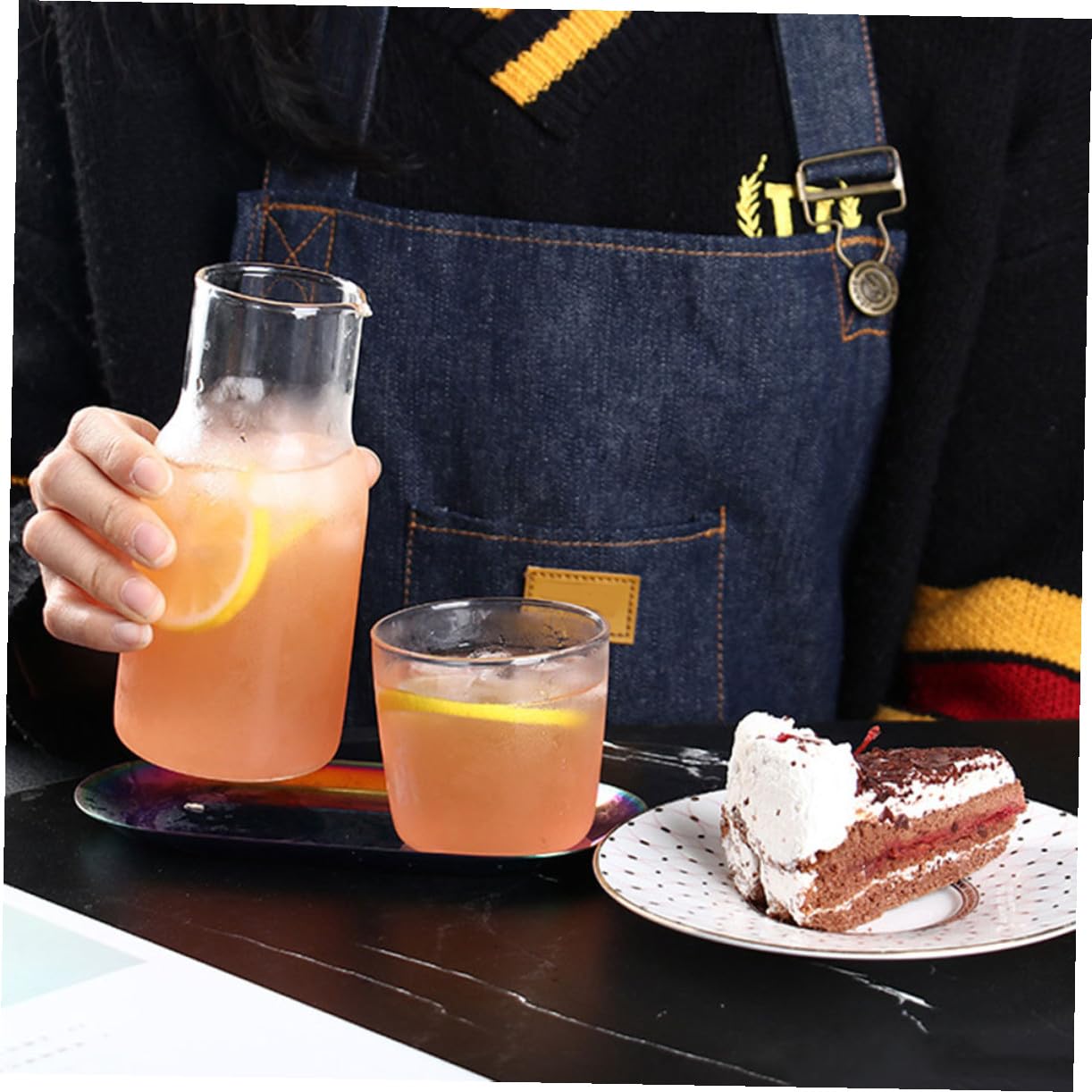 2 Stück Glaskaraffe und Wasserkaraffe aus Lebensmittelechtem Glas Transparenter Wasserkrug mit Großem Fassungsvermögen Elegante Nachttischkaraffe für Schlafzimmer und Wohnzimmer