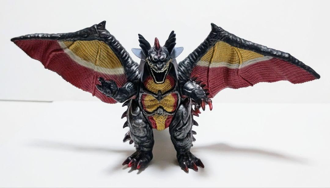 Amazon.co.jp: ウルトラ怪獣DX 根源破滅天使 ゾグ 第2形態 ソフビ