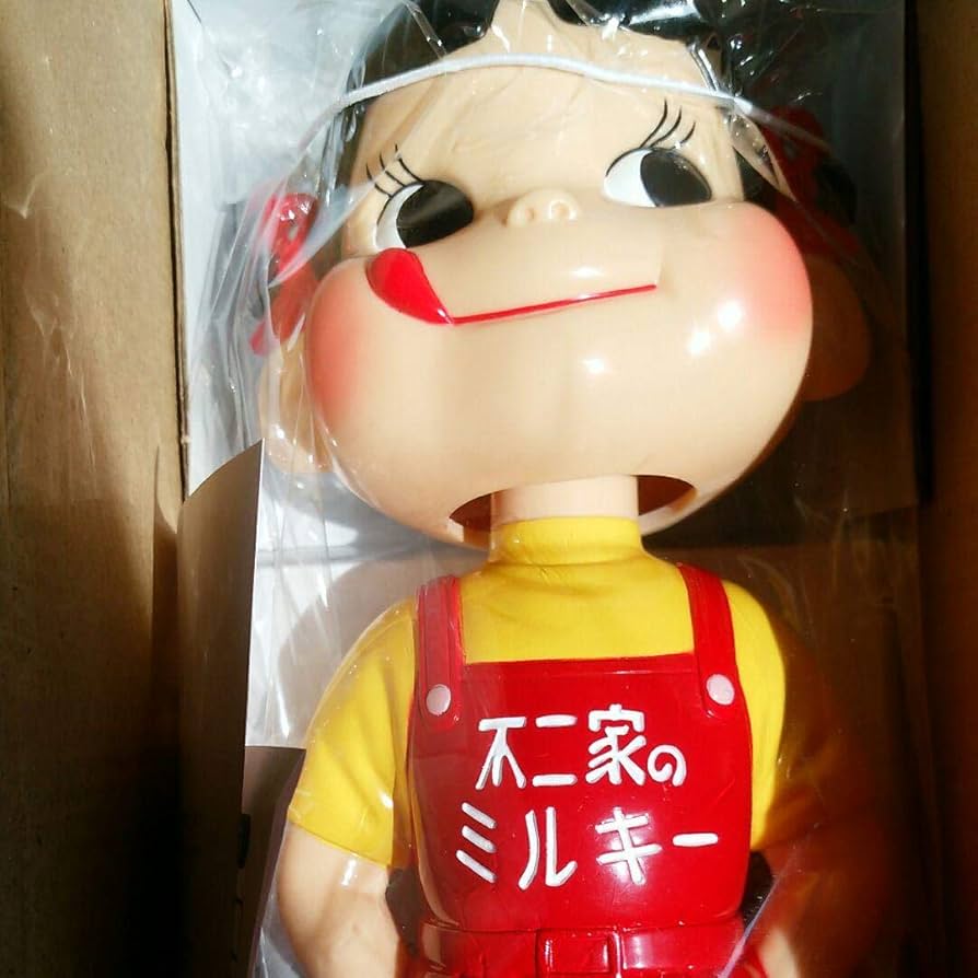 でかペコちゃん BE@RBRICK 達磨 ペコちゃん 金メッキ 100% & 400% | familytown