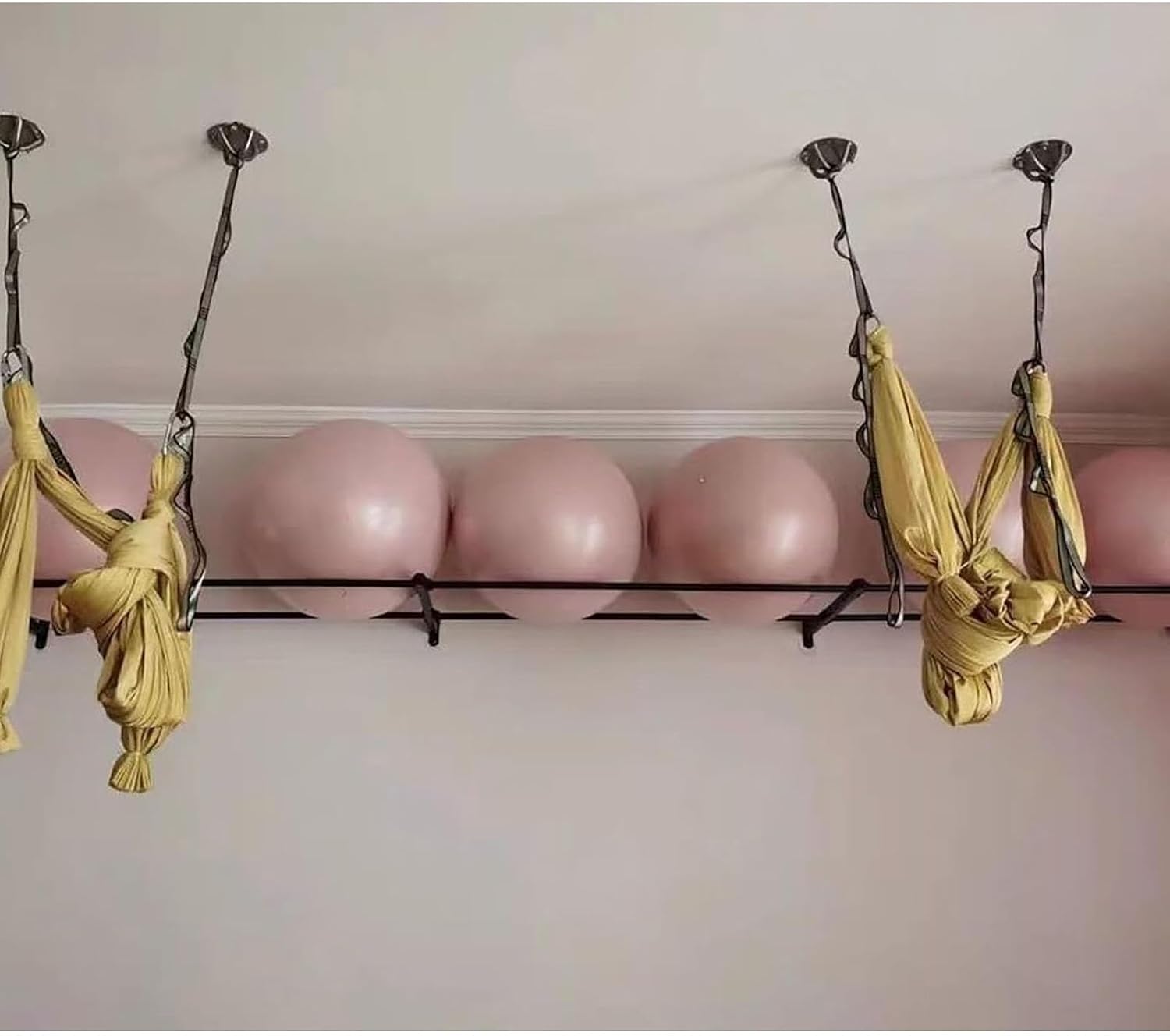 Heavy-Duty Adjustable Yoga Ball Holder Wall Mount - Space-Saving Metal Stand for Exercise Balls, Ideal for Gym & Home Organization