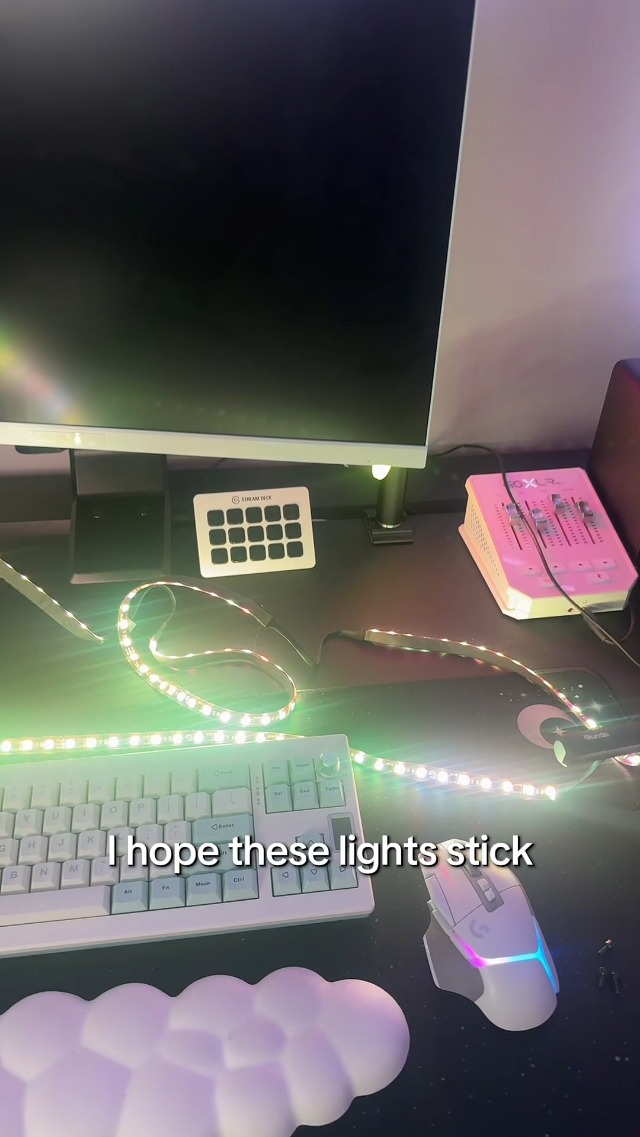 Amazon.com: Pixio PX278 Wave White 27 inch 180Hz Refresh Rate QHD