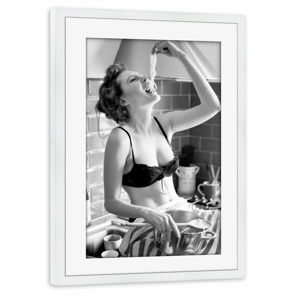 artboxONE Poster mit Rahmen weiß 30x20 cm Spaghetti Lover von AB1 Edition - gerahmtes Poster