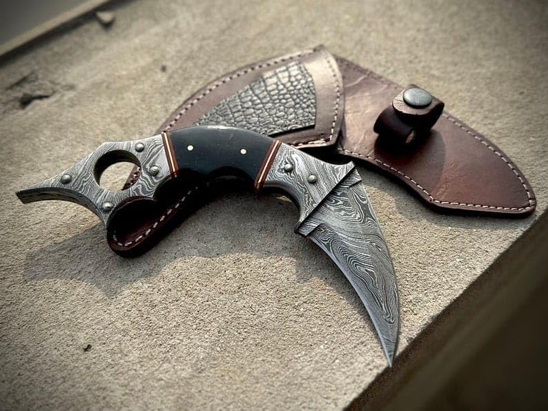 Dragon's Claw Fancy Decorative Karambit Knife With Leather Sheath, Hand Forged Damascus Steel Camping Knife, Ideal Husband Gift or Wedding Present
