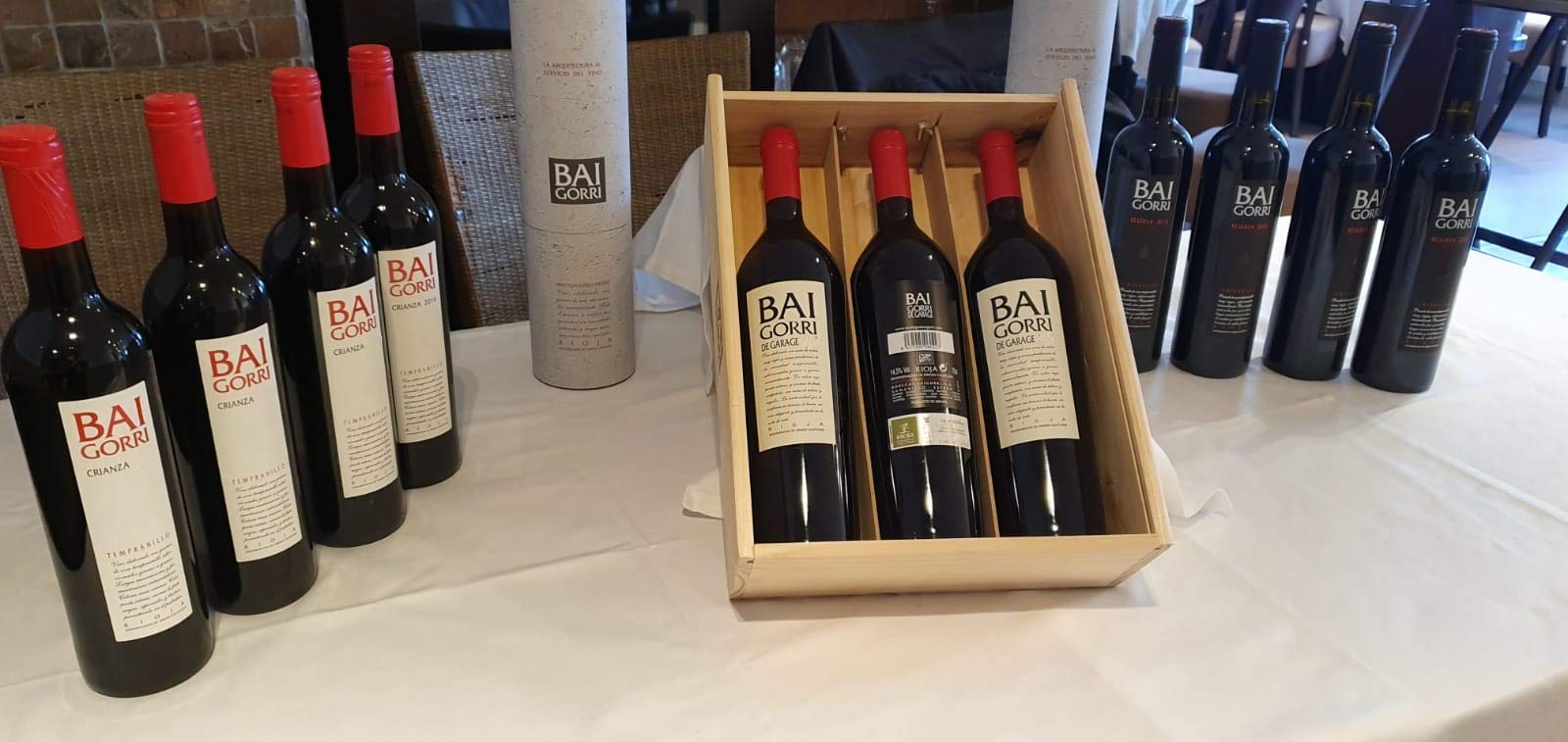 Baigorri Vino Tinto Crianza - 6 Botellas - 4500 ml