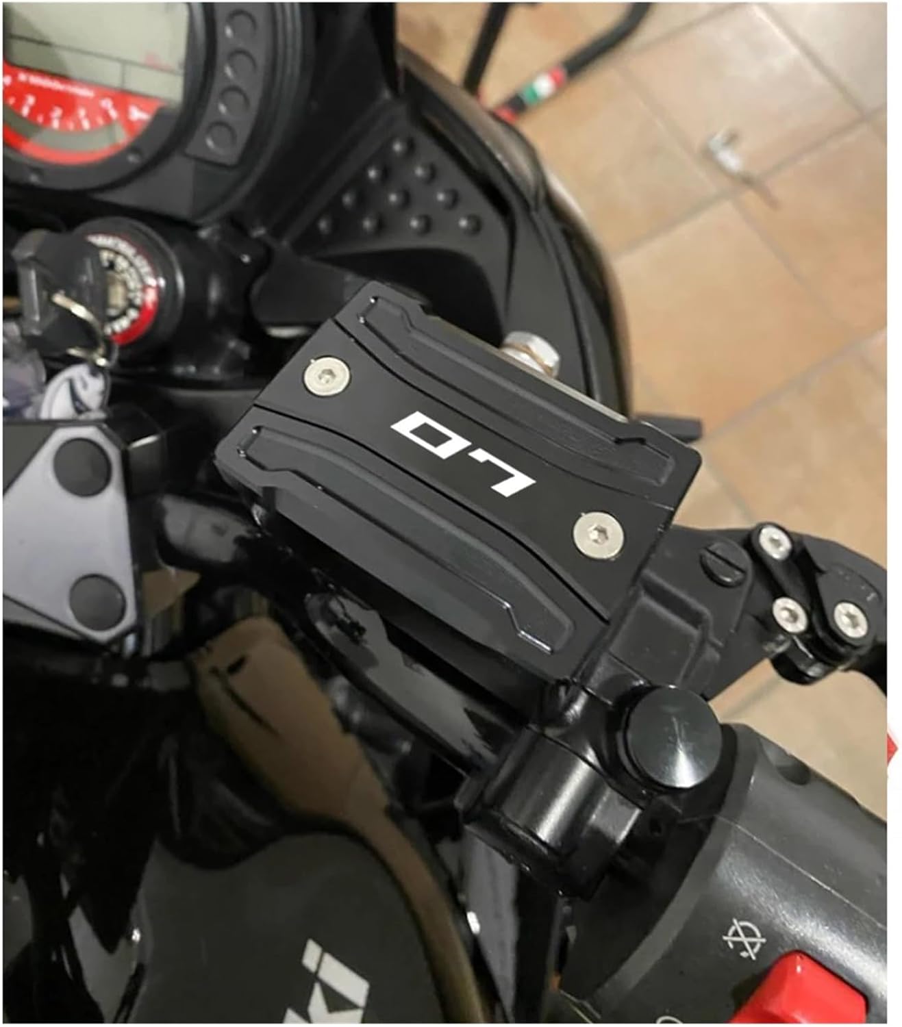 Motorcycle Front Brake Cover for MT07 MT 07 FZ07 2014-2024 2021 2022 2023 Motorcycle Accessories Front Rear Brake Fluid Reservoir Cover Engine Oil Cap