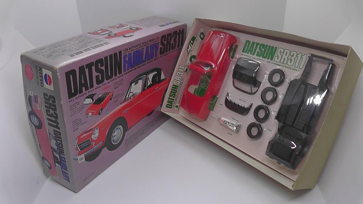 Amazon.co.jp: 日東 NITTO 1/24 ダットサン SR311 DATSUN FAIRLADY