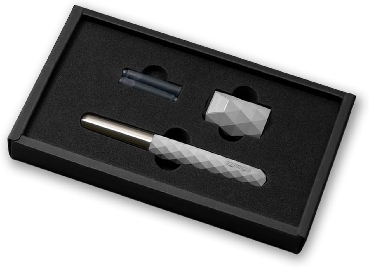 22STUDIO Polygon Fountain Pen Gift Set | Luxury Writing Pen with Smooth Ink Flow | Exclusive Handcrafted Pen | Premium Design for Collectors | Ideal Gift for Writer & Executive (Concrete Gray)