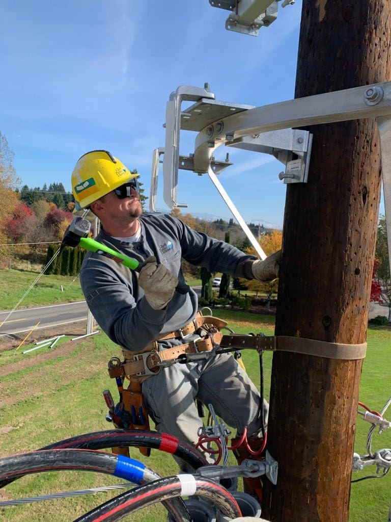 Madi Claw Milled Lineman Hammer