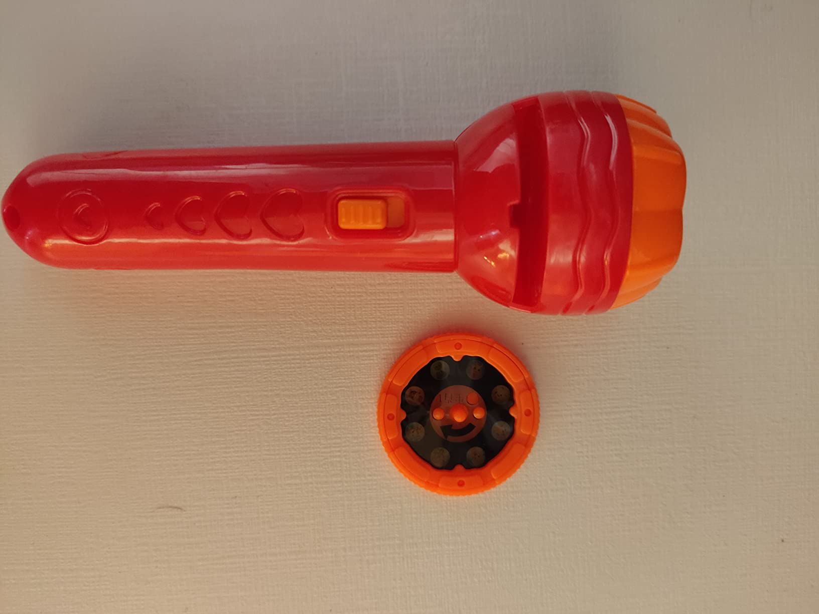 Eowote Mini 3 Slids, 24 Patterns Projector Flashlight Torch, Kids ...