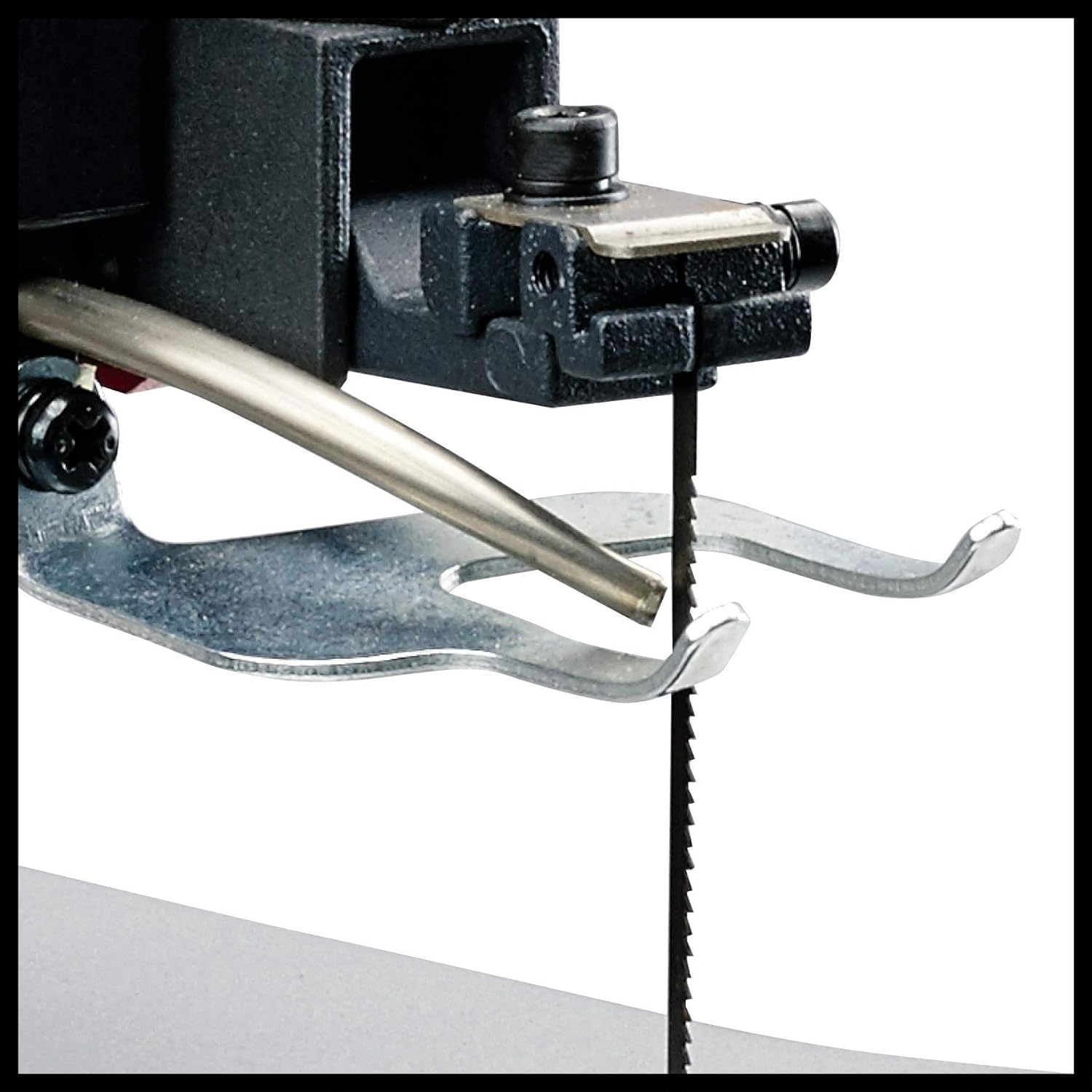 Einhell Sega da traforo TC-SS 406 E (120 W, altezza di taglio 50 mm, tavolo inclinabile a 47°, velocità variabile, soffiatore, incl. 2 lame)