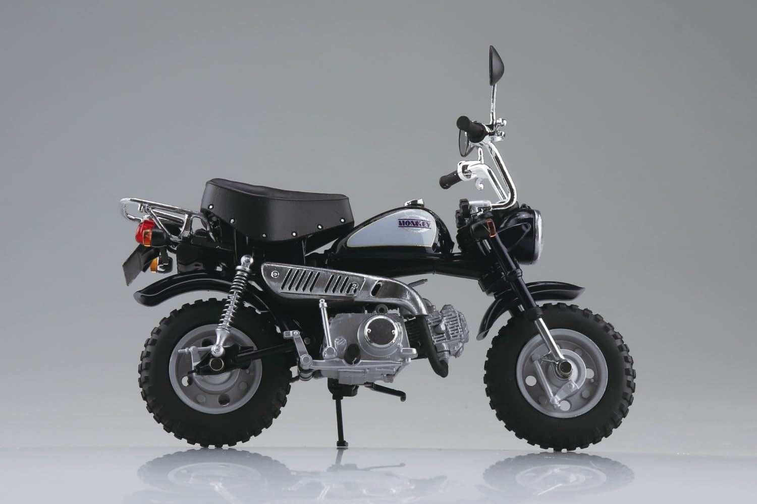 Amazon.com: Aoshima Honda Monkey Limited Imperial Blue 1:12