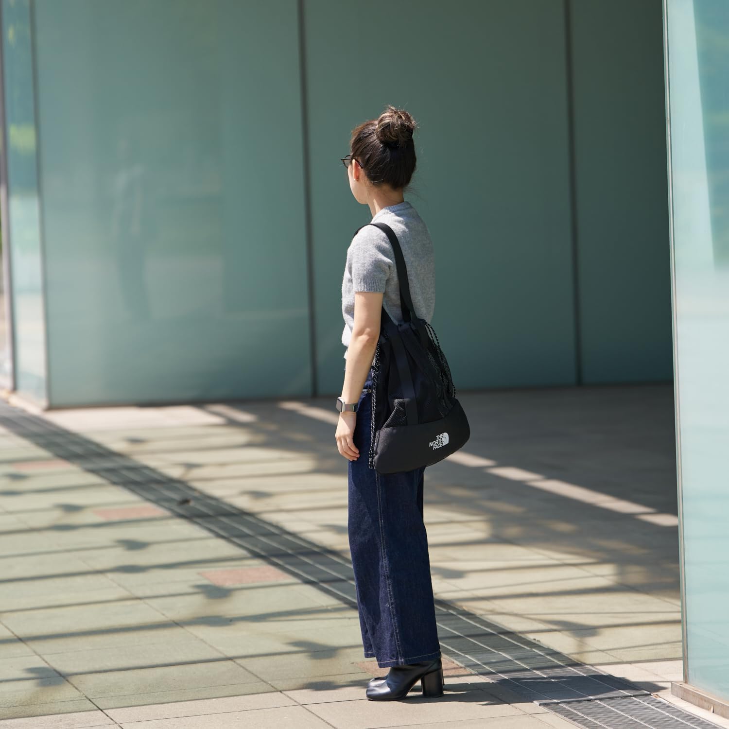 [ザノースフェイス] バッグ メンズ レディース トートバッグ メッシュ ブラック ホワイトレーベル MESH BAG NN2PQ17J-BLK A4対応 [並行輸入品]