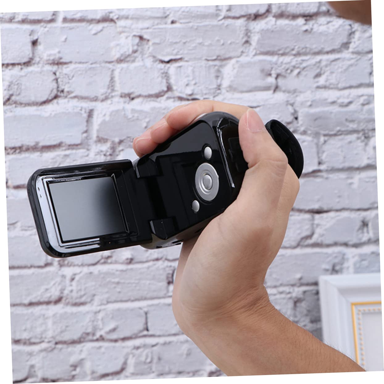 NUOBESTY Caméscope Numérique Mini Dv 16mp Interpolation Écran Tft 2 Pouces, Zoom Numérique 16x, Plastique Léger, Fonction USB 1.1, Alimenté par 3 Piles AAA