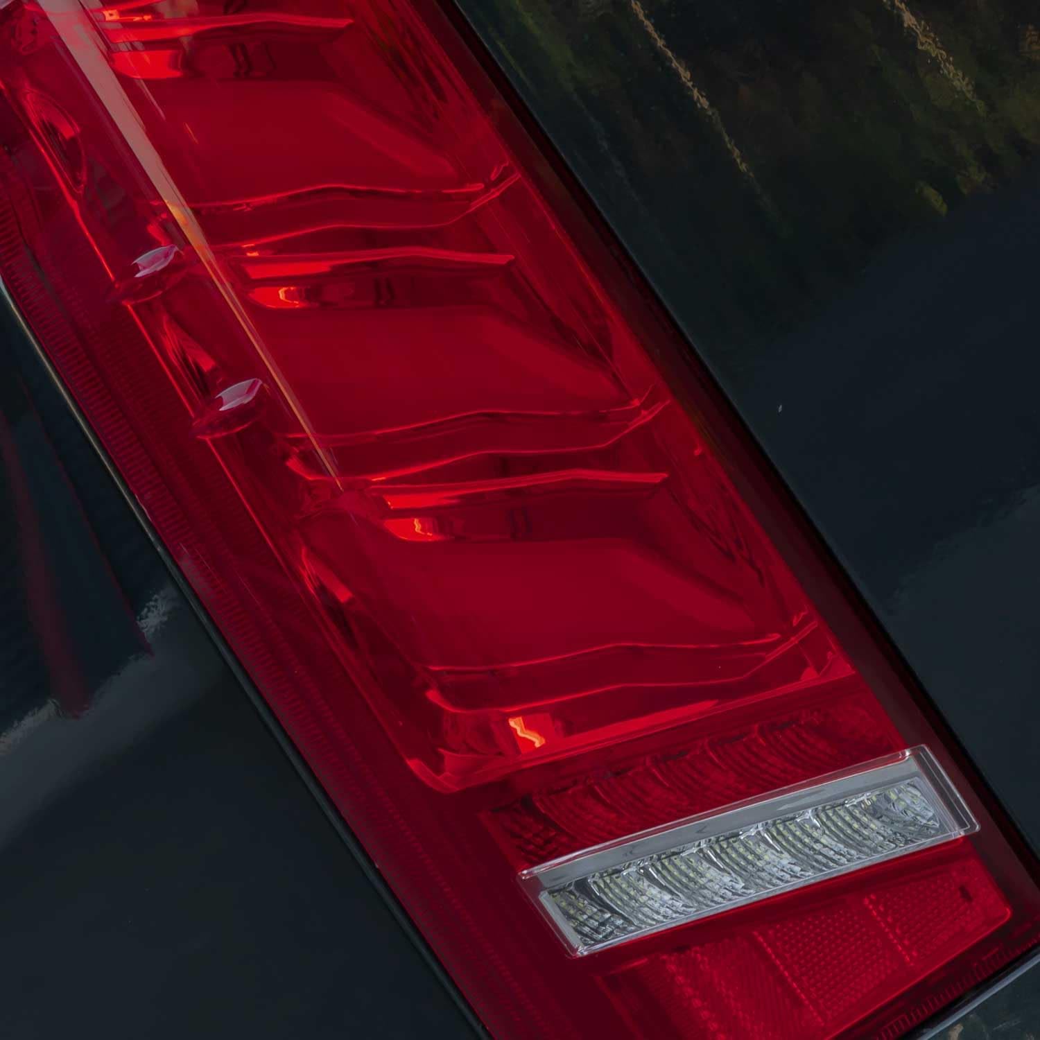 valenti 200 Series Hiace Jewel LED Tail Lamp ULTRA Gamma