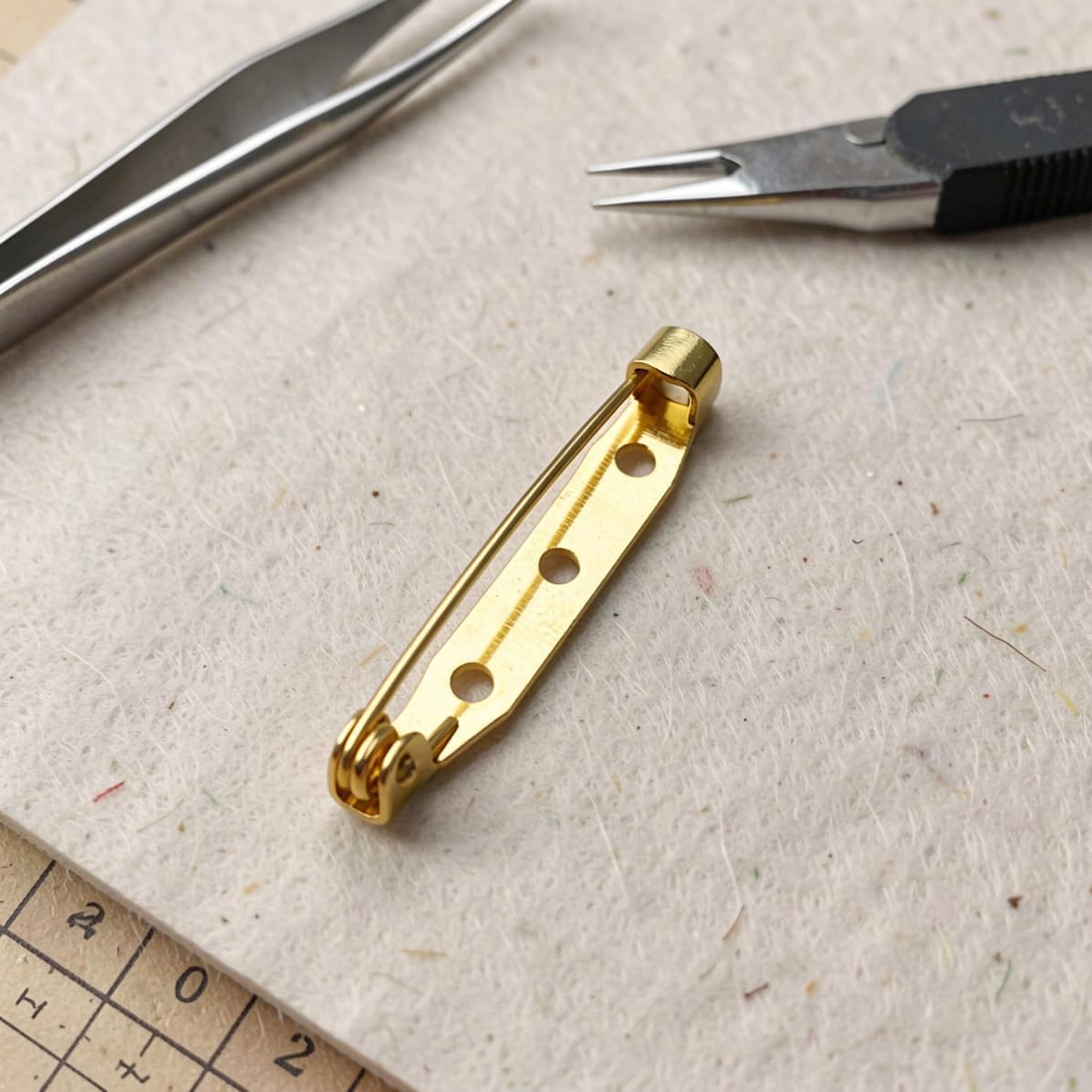 40pcs Golden Metal Brooch Pin Backs for Jewelry Making and Badges