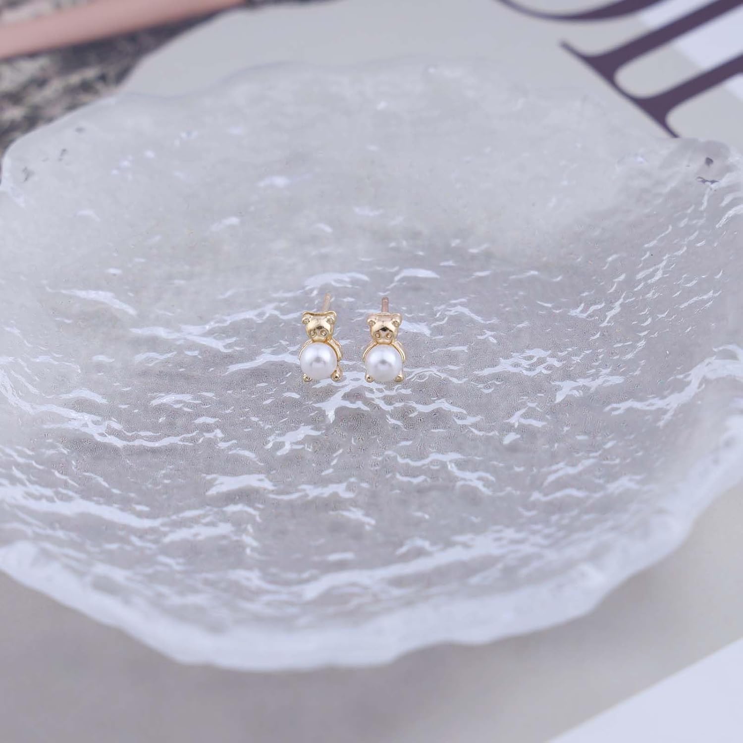 Andelaisi Vintage Pearl Earrings Gold Pearl Bear Earrings Vintage Tiny Pearl Earring Minimalist Teddy Bear Earring Jewelry for Women - Image 4