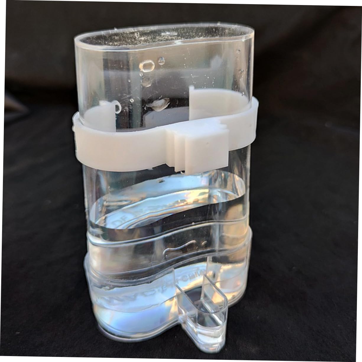 Gatuida Distributeur d'eau Automatique en Plastique Bleu Lot de 12 Pièces Facile à Installer pour Perroquets et Oiseaux Adapté pour Usage Intérieur et Extérieur