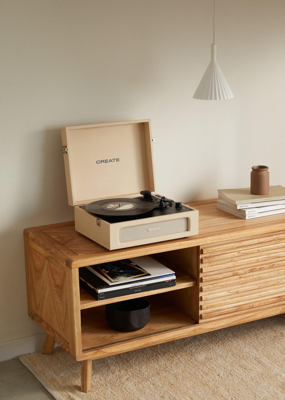 CREATE/Record Player Retro/Tragbarer Koffer-Plattenspieler in Cremeweiß/Mit Bluetooth USB, SD, MicroSD und Mp3, Retro-Stil