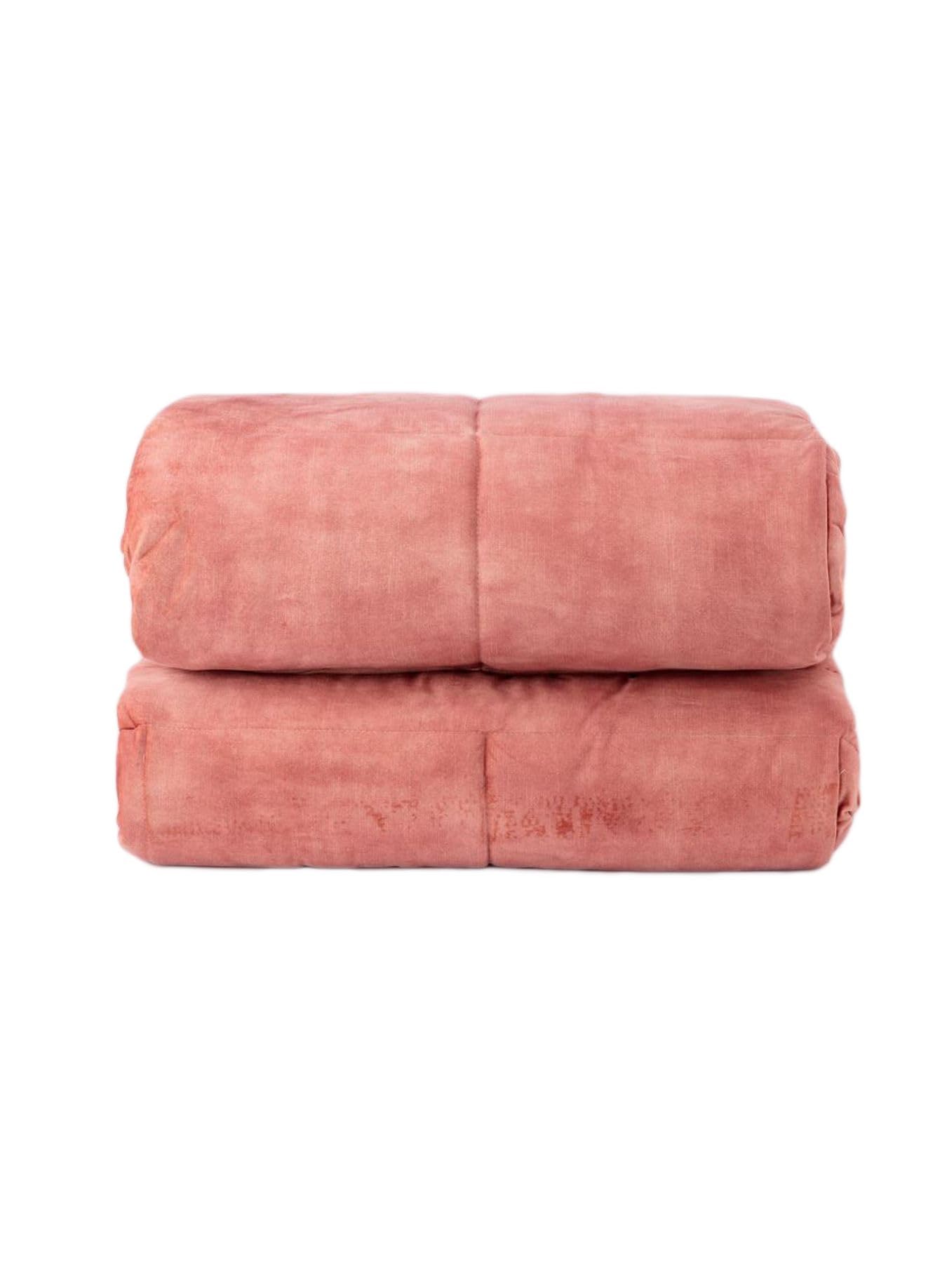 Couette en velours chaleureuse pour cocooner durant les nuits d'hiver
