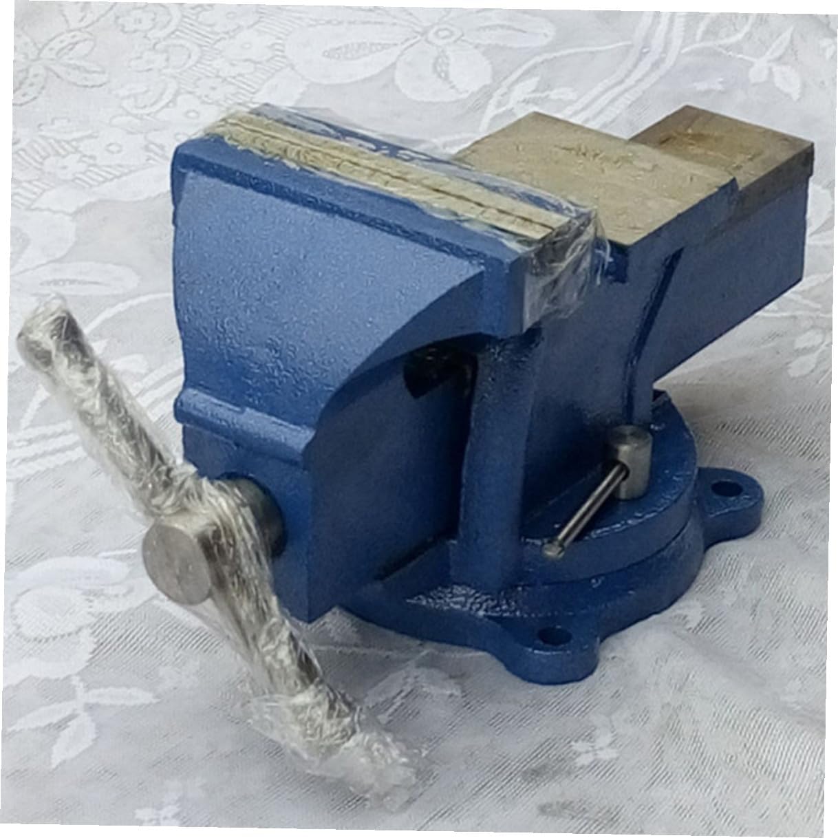 6-inch Heavy Duty All-steel Bench Vise Clamp, 12kg Workbench Vise for Woodworking, DIY Craft, and Metalworking Applications