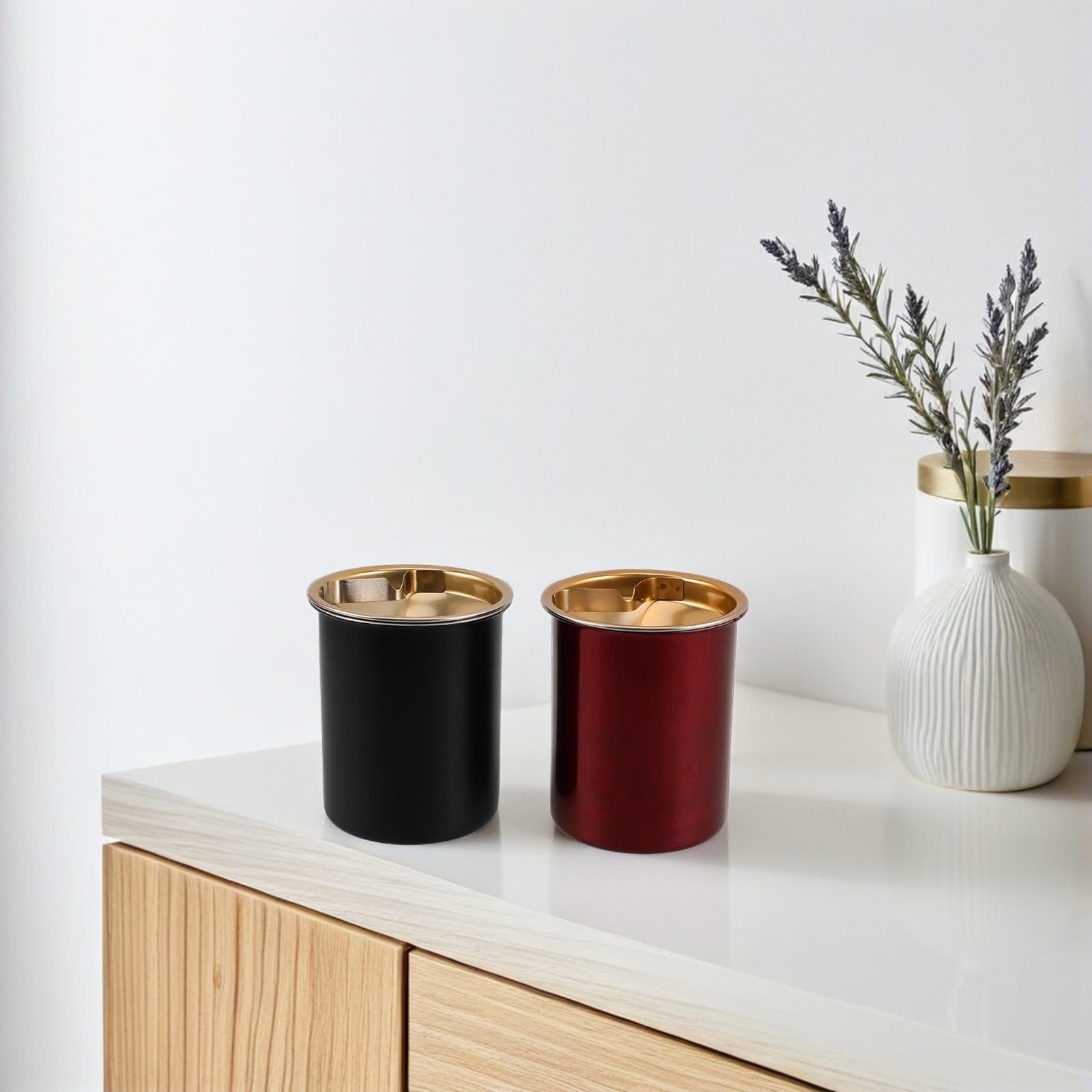 Cenicero de Acero Inoxidable con Tapa Antideslizante y Diseño en Forma de Embudo, 2 Unidades, sin Humo y Resistente al Viento para Uso en Mesa y Exterior