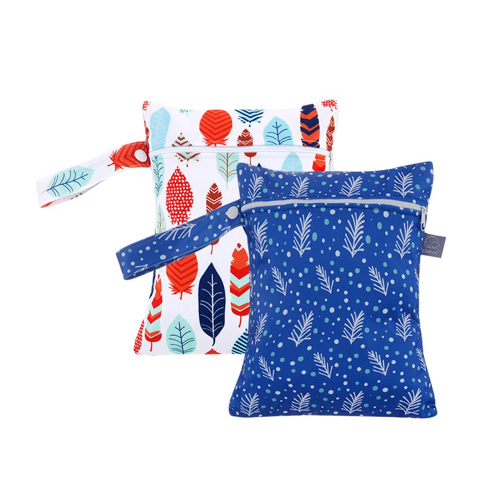 Treer Wet Dry Bag 2 PCS Baby Cloth Nappy Bag Washable Reusable Hanging Baby Diaper Bag with Zipper, Waterproof Organizer Bag for Daycare Travel Beach Swimwear Pool Gym (Nordic Forest,18x25cm)