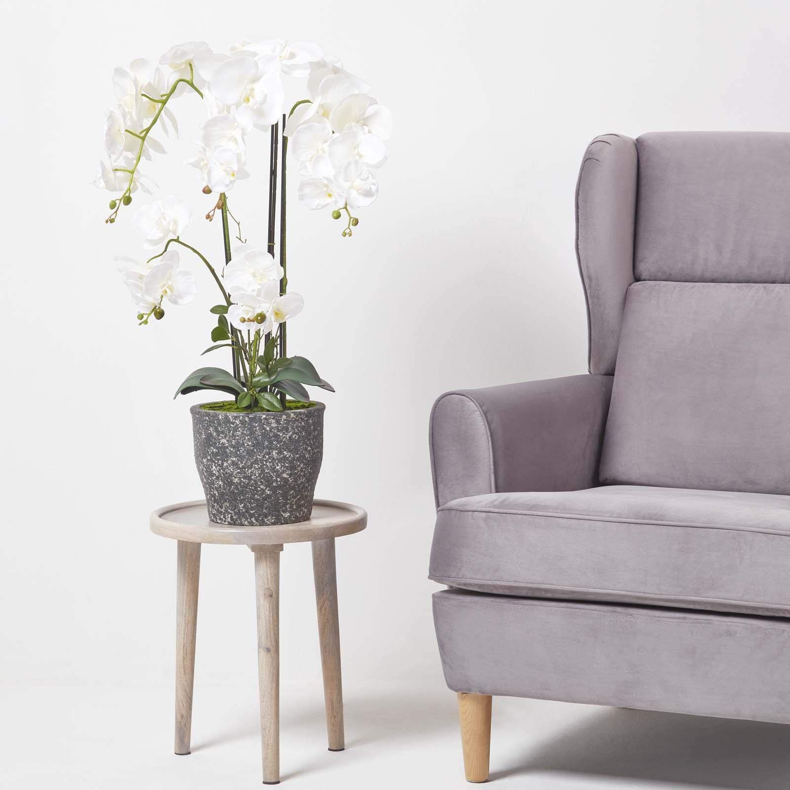 Homescapes extra große Kunstorchidee im Topf, hochwertige künstliche Orchidee mit weißen Blüten, XXL-Deko-Orchidee Phalaenopsis im dunklen Keramiktopf, dekorative Kunstblume, 82 cm hoch