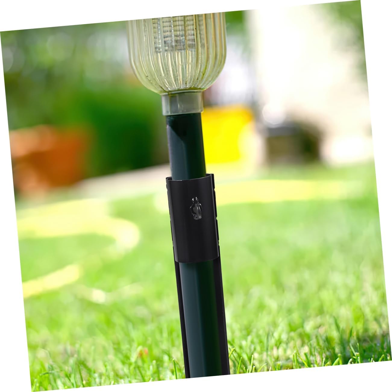 4Pcs Solar Light Replacement Stakes Durable Metal Ground Spikes for Garden Lamps Weatherproof Lawn Support Accessories Easy Installation for Outdoor Use